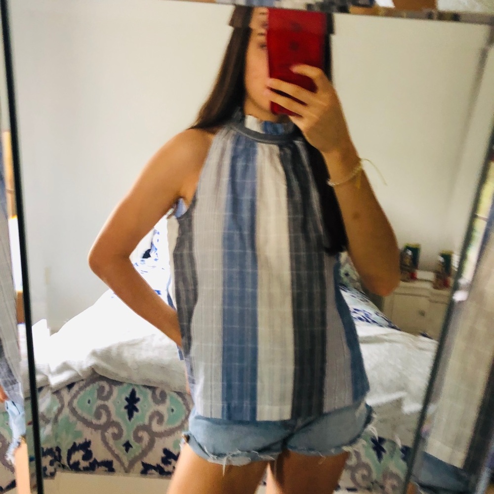 Universal Threads Halter Top